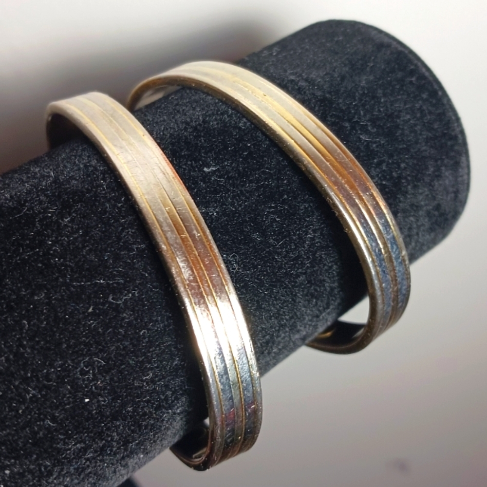 2 Vintage 24k Electroplated Magnetic Bracelets,  Sz LargeModerate scuffing on